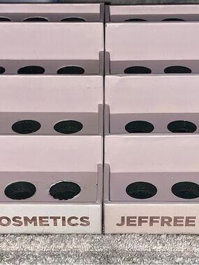 Jeffree Star Mirror and lipstick stand bundle!!